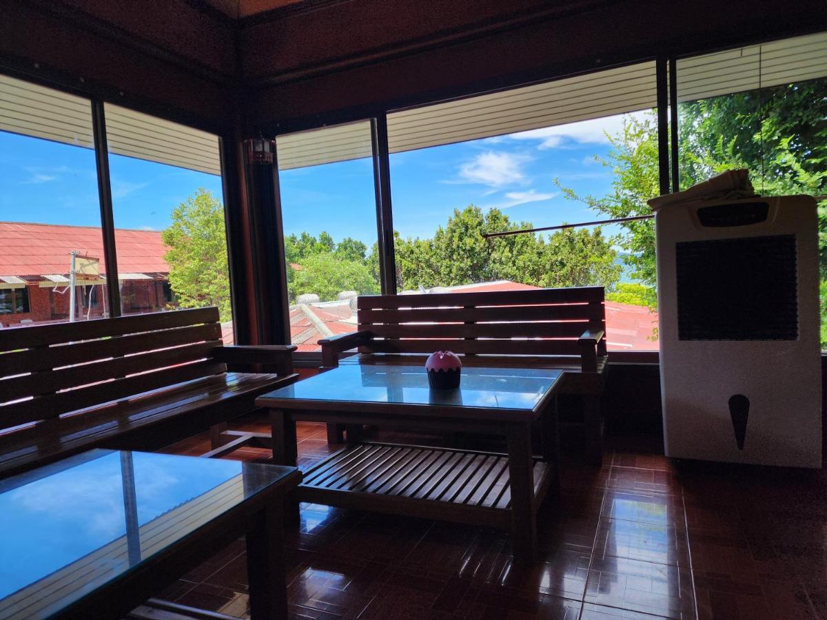 Coral Bungalows Hatrin Kültér fotó
